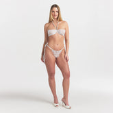 SKIMS LACE UNLINED HALTER BRA | SNOW ON A MODEL FRONT VIEW @ | FOCUS: 0.0, 1.0, 0.9