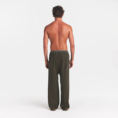 WOVEN MENS PULL-ON PANT | JUNGLE ON A MODEL BACK VIEW @ | FOCUS: 0.0, 1.0, 0.9