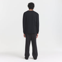 HEAVYWEIGHT COTTON MENS RELAXED LONG SLEEVE T-SHIRT | OBSIDIAN ON A MODEL FRONT VIEW @ | FOCUS: 0.0, 1.0, 0.9