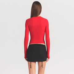 FITS EVERYBODY LONG SLEEVE T-SHIRT | CHERRY ON A MODEL SIDE VIEW @ | FOCUS: 0.0, 1.0, 0.9