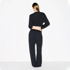 BOYFRIEND LOOSE PANT | ONYX ON A MODEL FRONT VIEW @ | FOCUS: 0.0, 1.0, 0.9