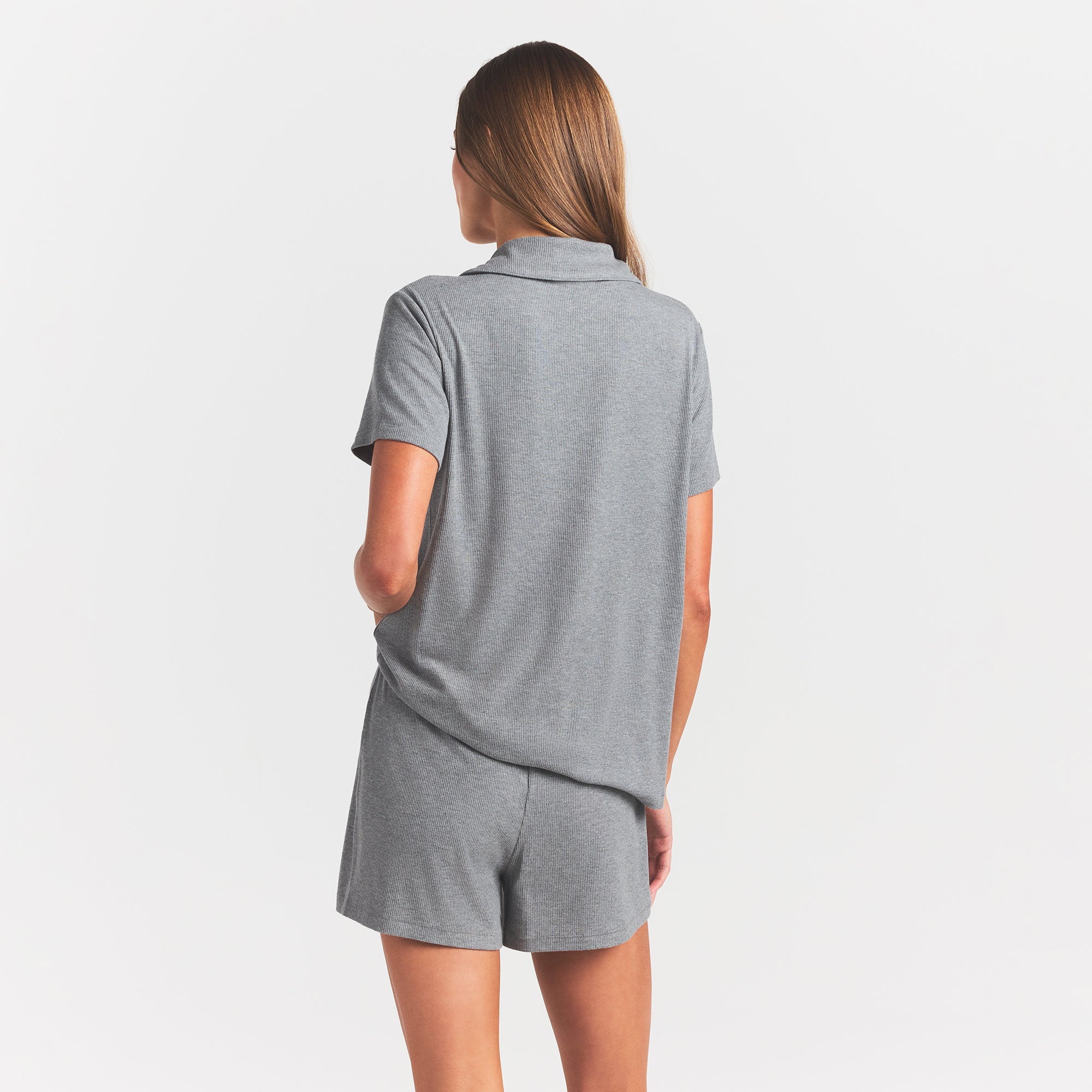 SOFT LOUNGE SHORT SLEEP SET | HEATHER GREY ON A MODEL BACK VIEW @ | FOCUS: 0.0, 1.0, 0.9