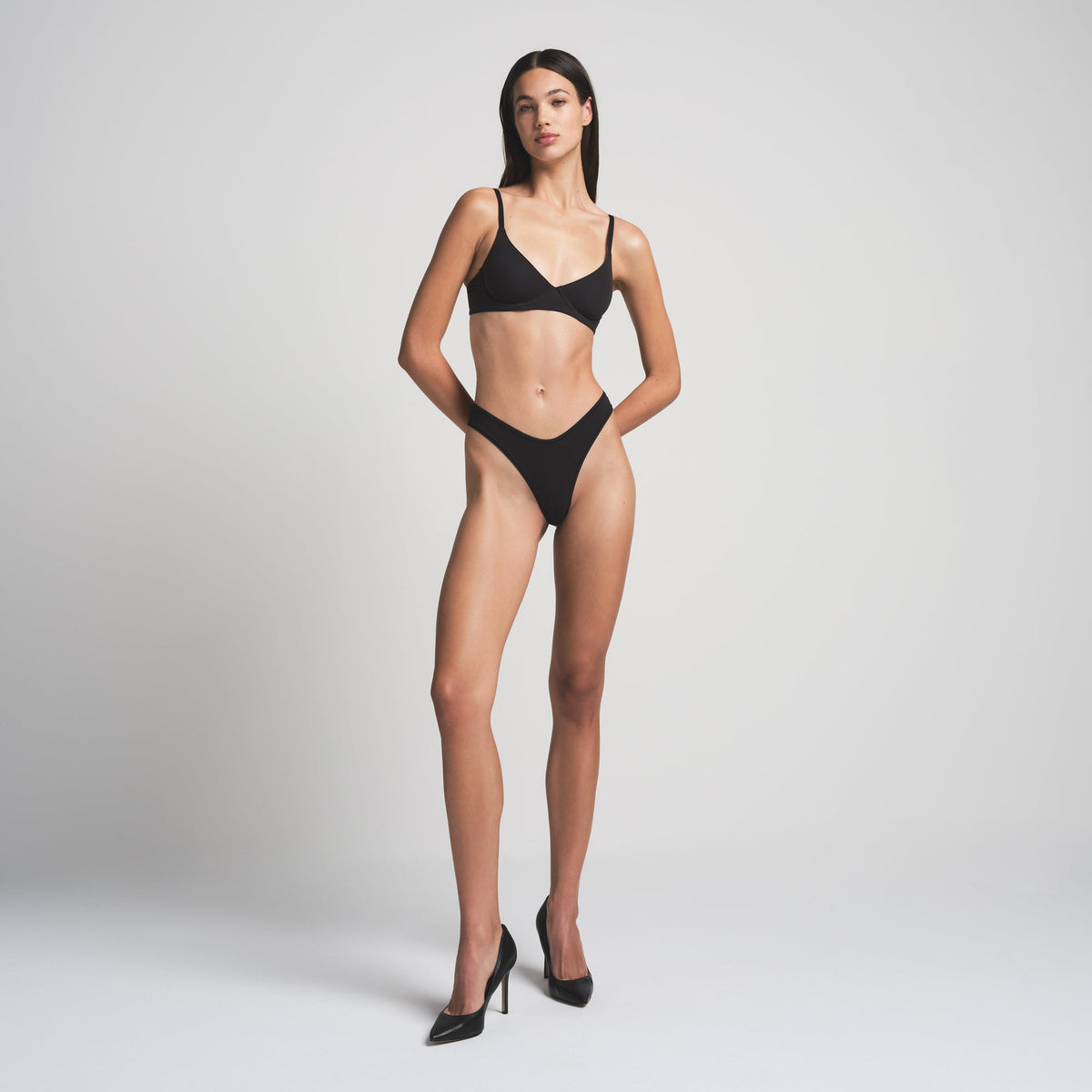 FITS EVERYBODY UNLINED DEMI BRA | ONYX ON A MODEL FRONT VIEW | FOCUS: 0.0, 1.0, 0.9