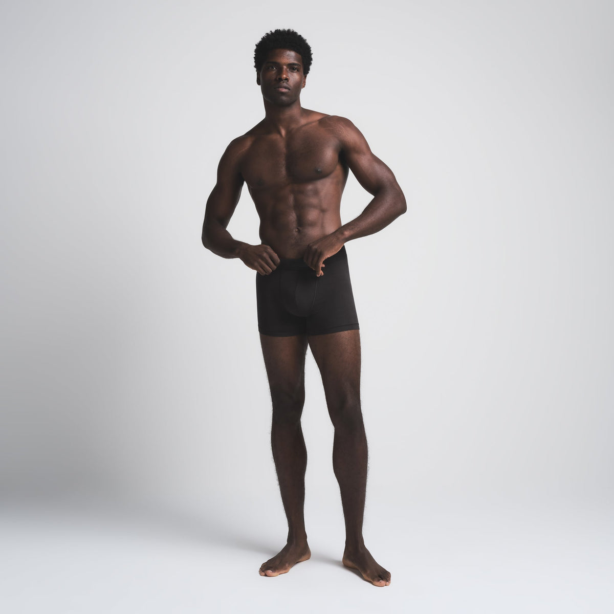 SKIMS COTTON MENS 3" BOXER BRIEF 5-PACK | ONYX ON A MODEL FRONT VIEW | FOCUS: 0.0, 1.0, 0.9 | FOCUS: 0.0, 1.0, 0.9