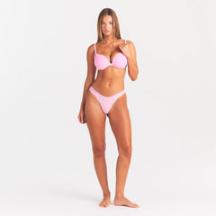 EVERYDAY COTTON ULTIMATE TEARDROP PUSH-UP BRA | BUBBLE GUM HEATHER ON A MODEL FRONT  VIEW @ | FOCUS: 0.0, 1.0, 0.9