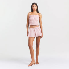 COTTON POPLIN MINI SKIRT | DUSTY PINK ON A MODEL FRONT VIEW @ | FOCUS: 0.0, 1.0, 0.9