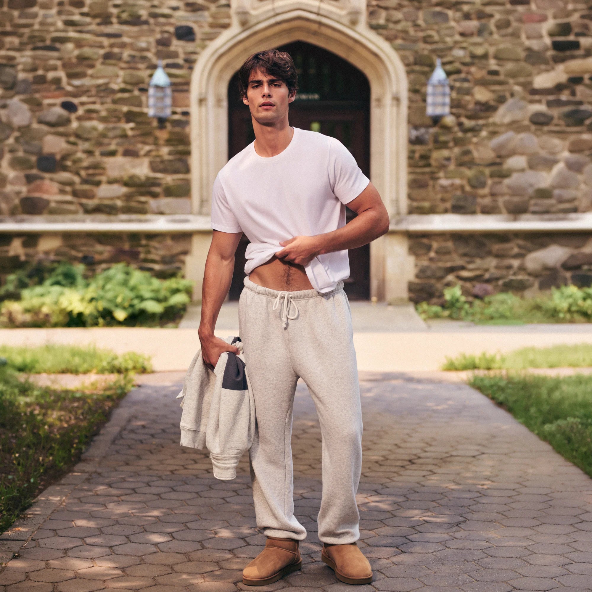 FLEECE LOUNGE MENS RELAXED JOGGER | LIGHT HEATHER GREY ON A MODEL FRONT VIEW @ | FOCUS: 0.0, 1.0, 0.9