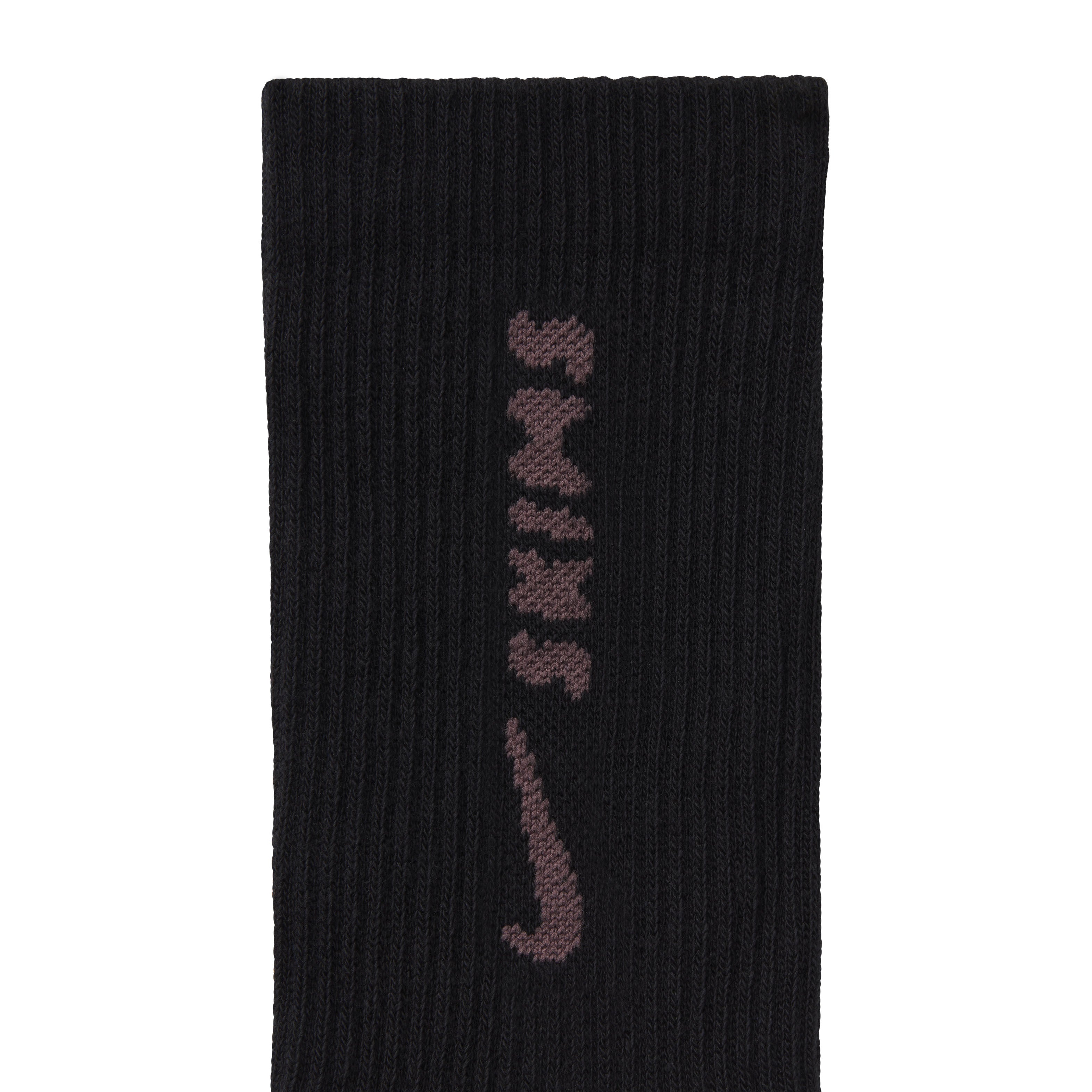 NikeSKIMS ACCESSORIES DRI-FIT? CREW SOCK 3-PACK | COBALT(OBSIDIAN)/RAISINETTE(DARK SEPIA)/OBSIDIAN(RAISINETTE) FLAT ON A WHITE BACKGROUND | FLT