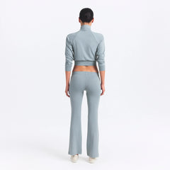 NikeSKIMS AIRY STRAIGHT LEG PANT | WASHED PACIFIC ON A MODEL SIDE VIEW @ | FOCUS: 0.0, 1.0, 0.9