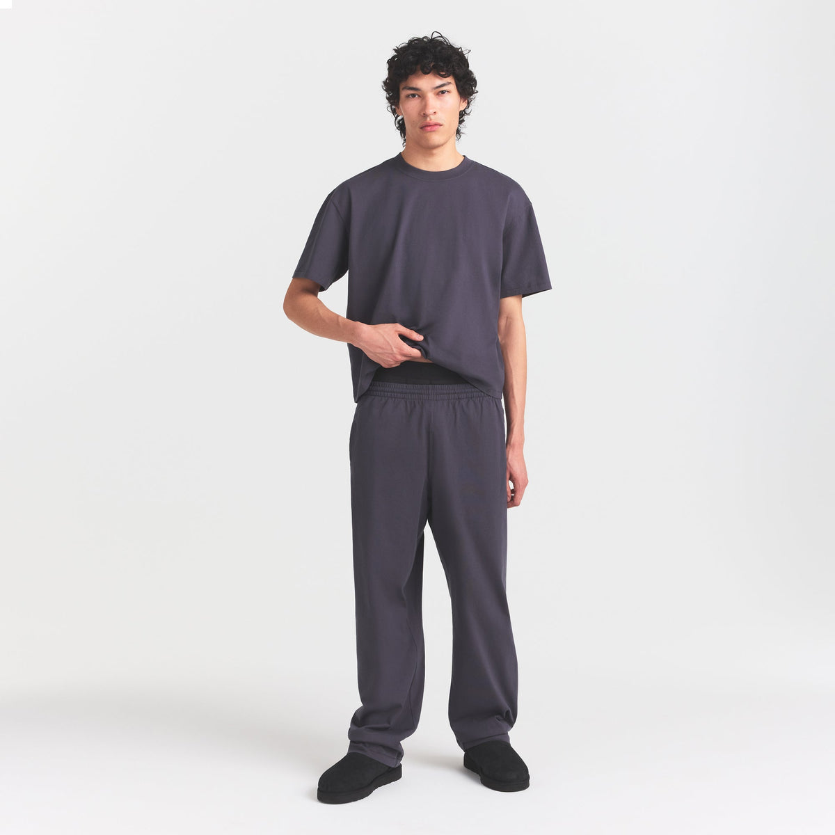 HEAVYWEIGHT COTTON MENS RELAXED PANT | RAVEN ON A MODEL FRONT VIEW @ | FOCUS: 0.0, 1.0, 0.9