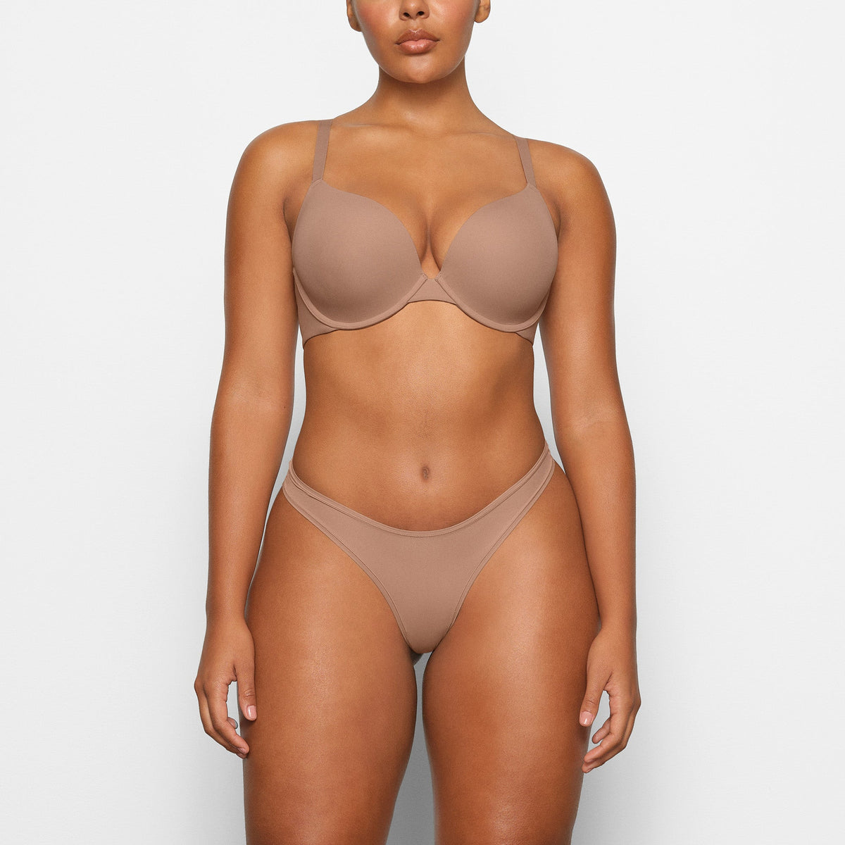 FITS EVERYBODY PUSH-UP DEMI BRA WORN BY A MODEL IN FRONT VIEW  | COMP