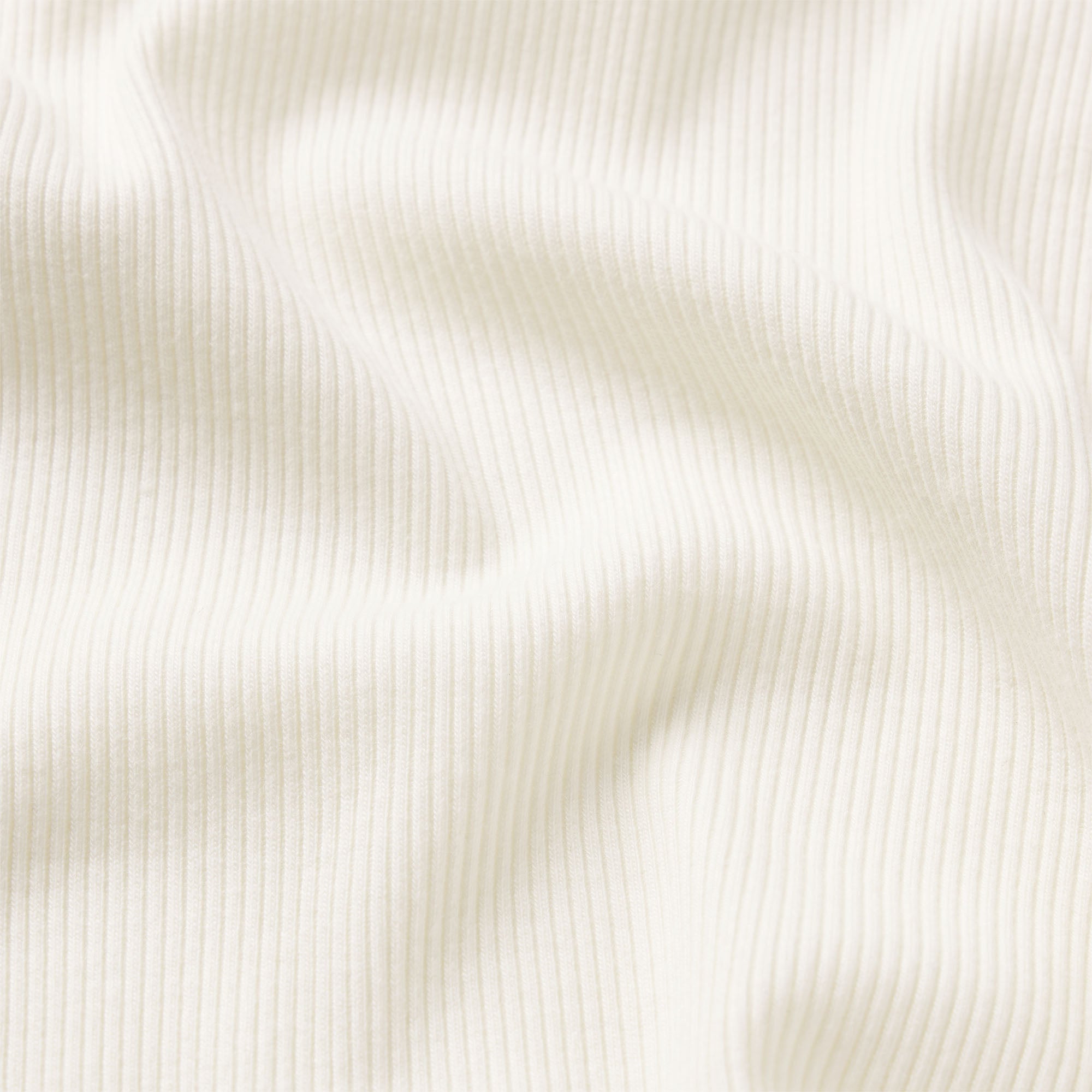 LOGO POINTELLE CAMI | IVORY & LAYS FLAT ON A WHITE BACKGROUND | FLT