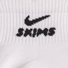 NikeSKIMS ACCESSORIES DRI-FIT? QUARTER CREW SOCK 3-PACK | SNOW