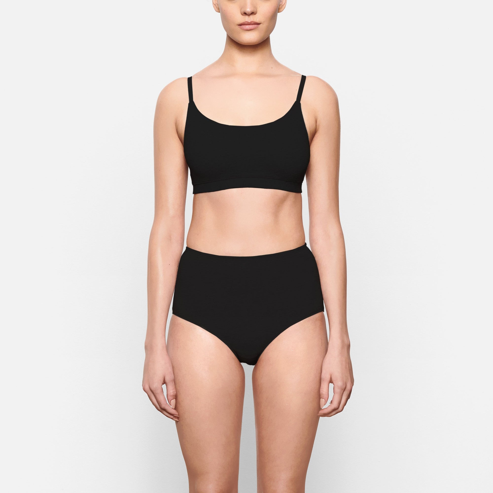 COTTON JERSEY FULL BRIEF WORN BY A MODEL IN FRONT VIEW