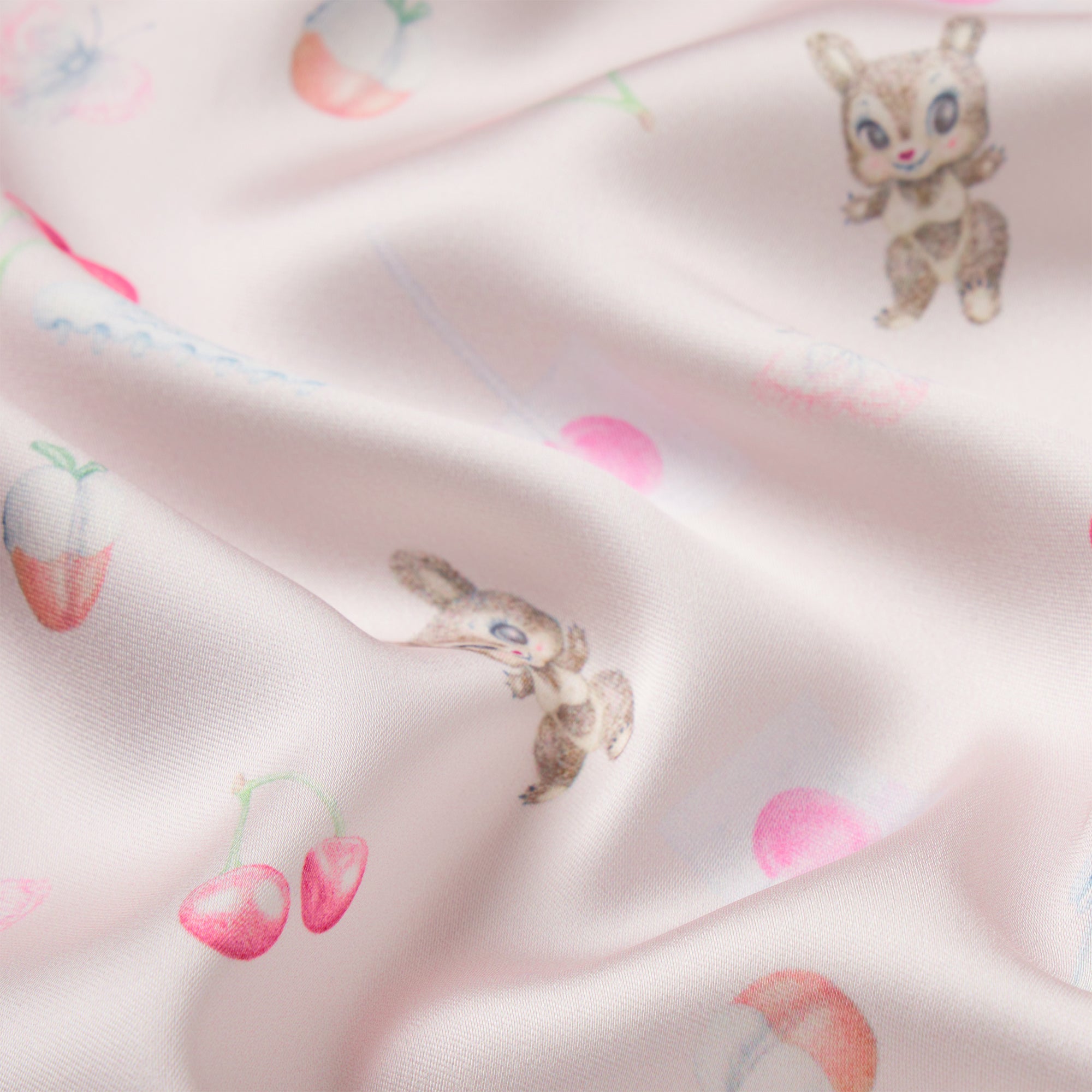 WOVEN SHINE LONG SLEEP SET | BARELY PINK SNACK BAG ADDITIONAL FABRIC DETAILS