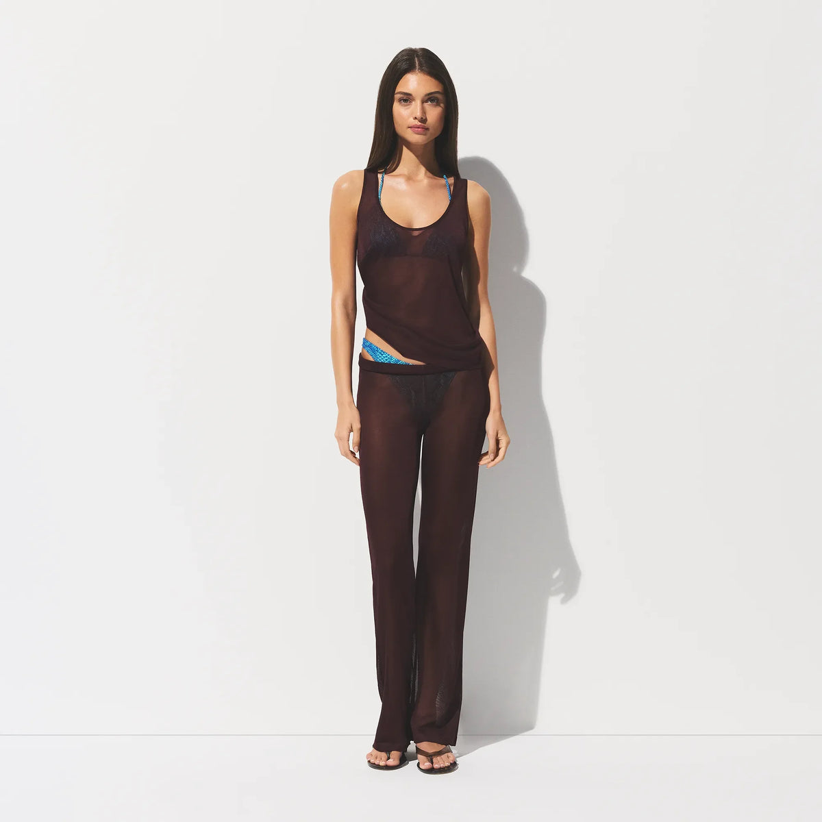 SLINKY KNIT SCOOP LONG TANK | CURRANT ON A MODEL FRONT VIEW @ | FOCUS: 0.0, 1.0, 0.9
