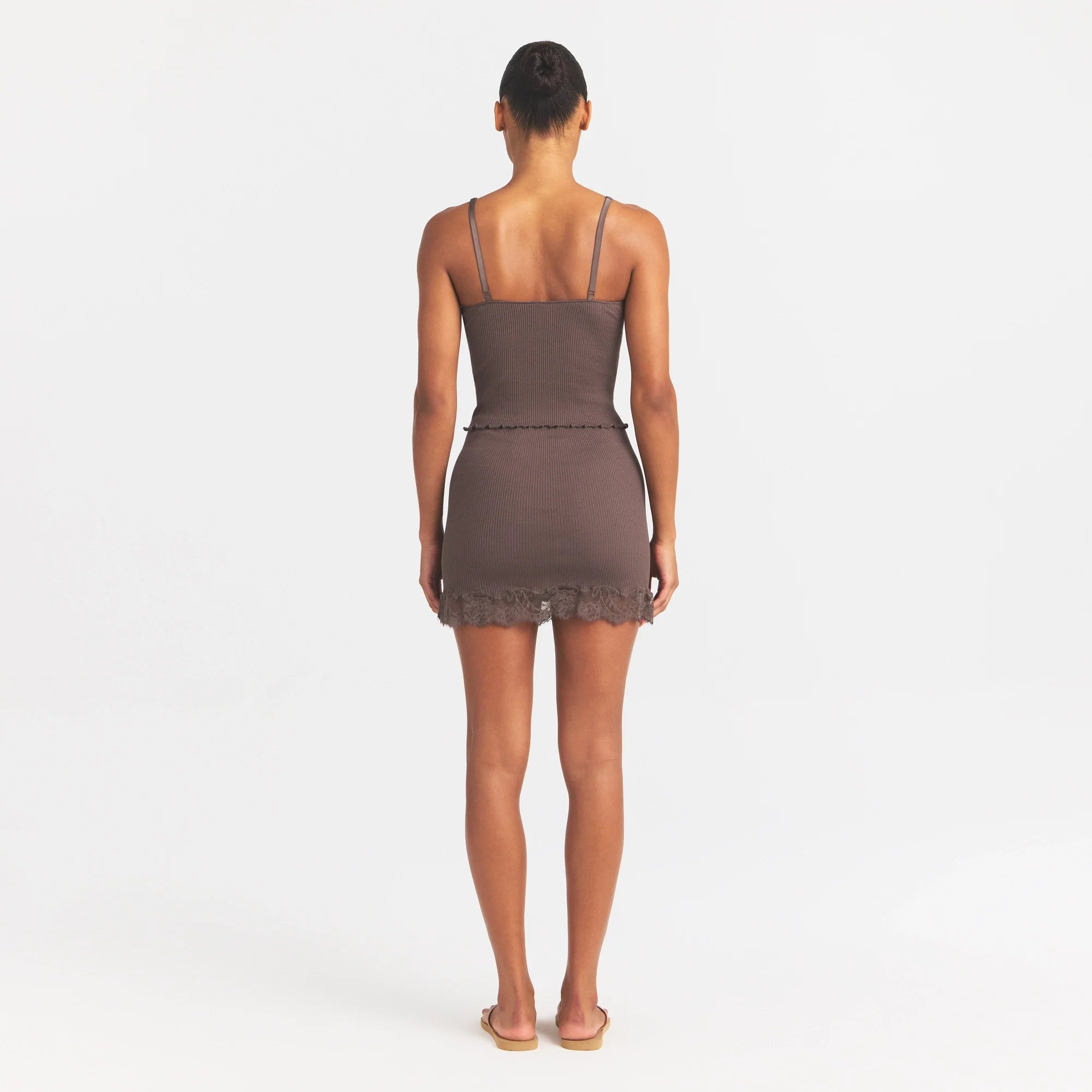 RIB KNIT LACE CAMI | AMETHYST ON A MODEL FRONT VIEW @ | FOCUS: 0.0, 1.0, 0.9