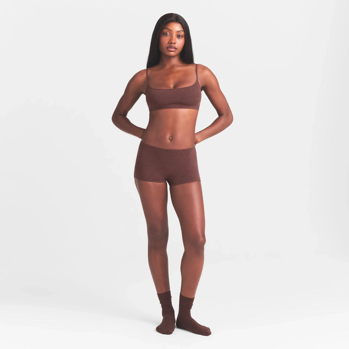 EVERYDAY COTTON BOY SHORT | COCOA HEATHER ON A MODEL FRONT  VIEW @ | FOCUS: 0.0, 1.0, 0.9